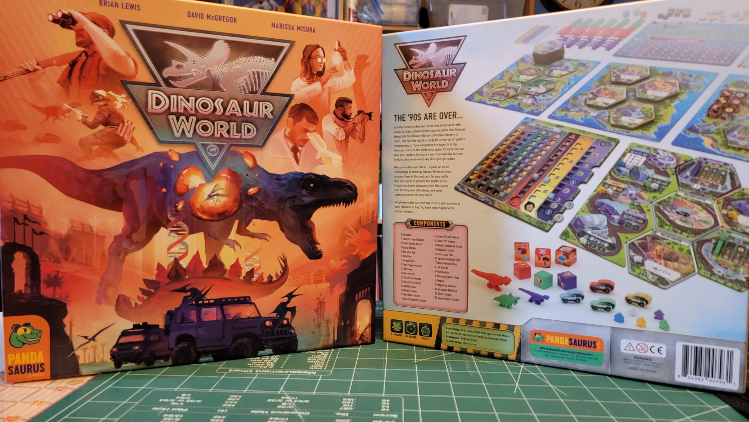 Dinosaur World Review – Life Finds a Way